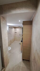 ΑΝΑΚΑΙΝΙΣΗ ΜΠΑΝΙΟ ΕΙΣΟΔΟΣ ΛΟΥΤΡΟΥ